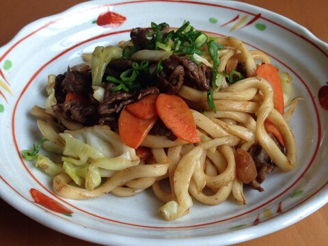 牛肉ときゃべつの焼きうどん♪